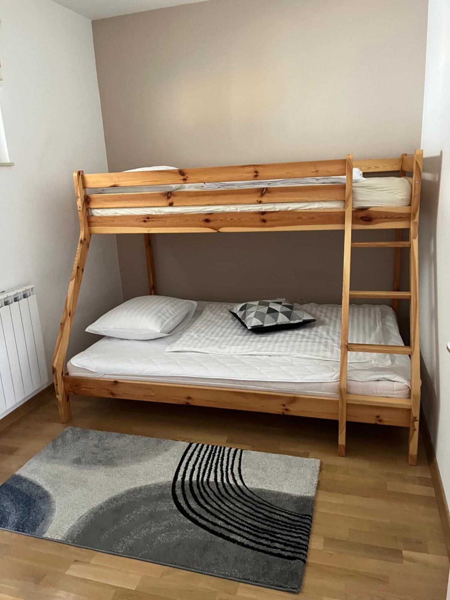 Apartman Dada 크레핀스키타플리스 외부 사진